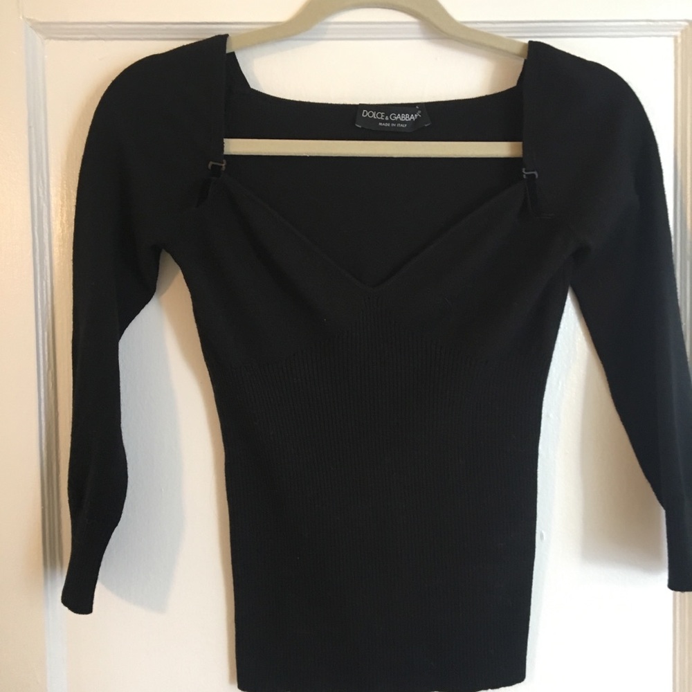 Dolce and Gabbana 3/4 sleeve sweetheart wool top